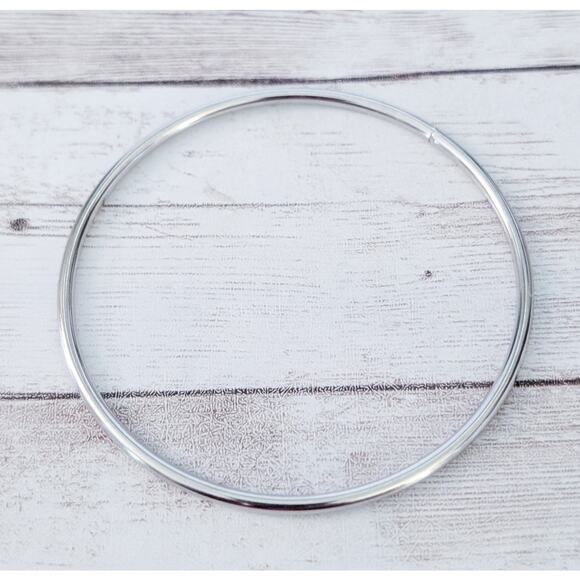 Vintage Bracelet Simple Silver Tone 8.5" - Picture 1 of 6